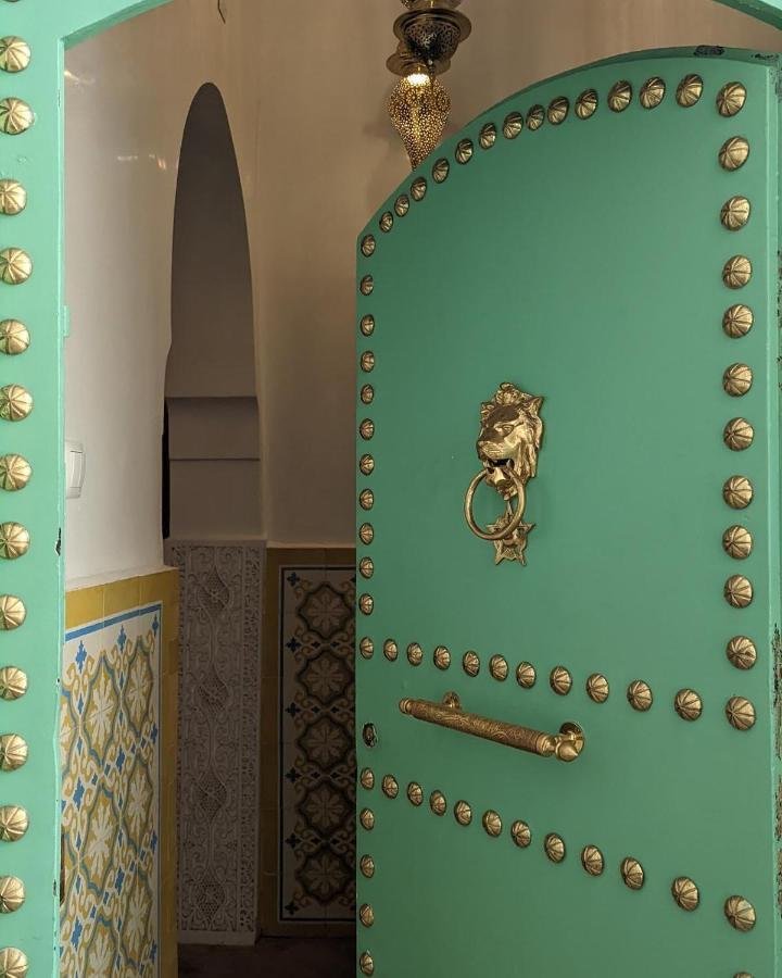 טנג'יר Riad Villa With Mediterranean Sea Views Of Spain And Gibraltar מראה חיצוני תמונה