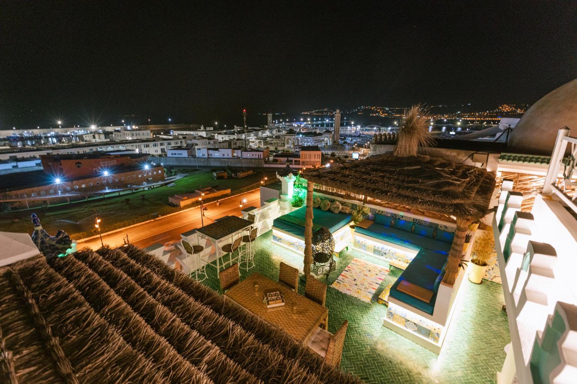 טנג'יר Riad Villa With Mediterranean Sea Views Of Spain And Gibraltar מראה חיצוני תמונה